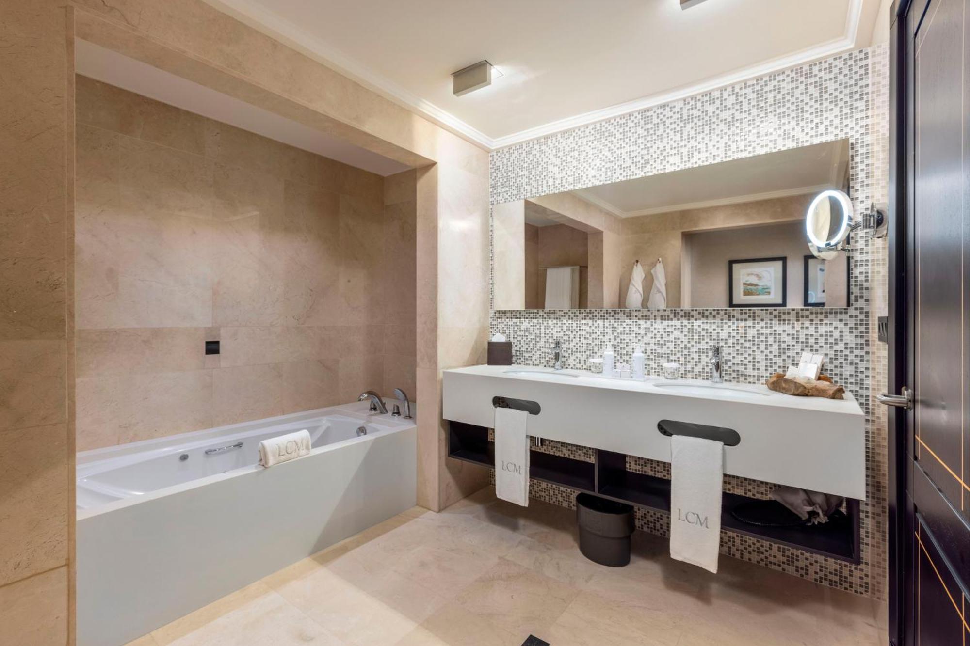 Lopesan Costa Meloneras Resort & Spa Bilik gambar Bathroom