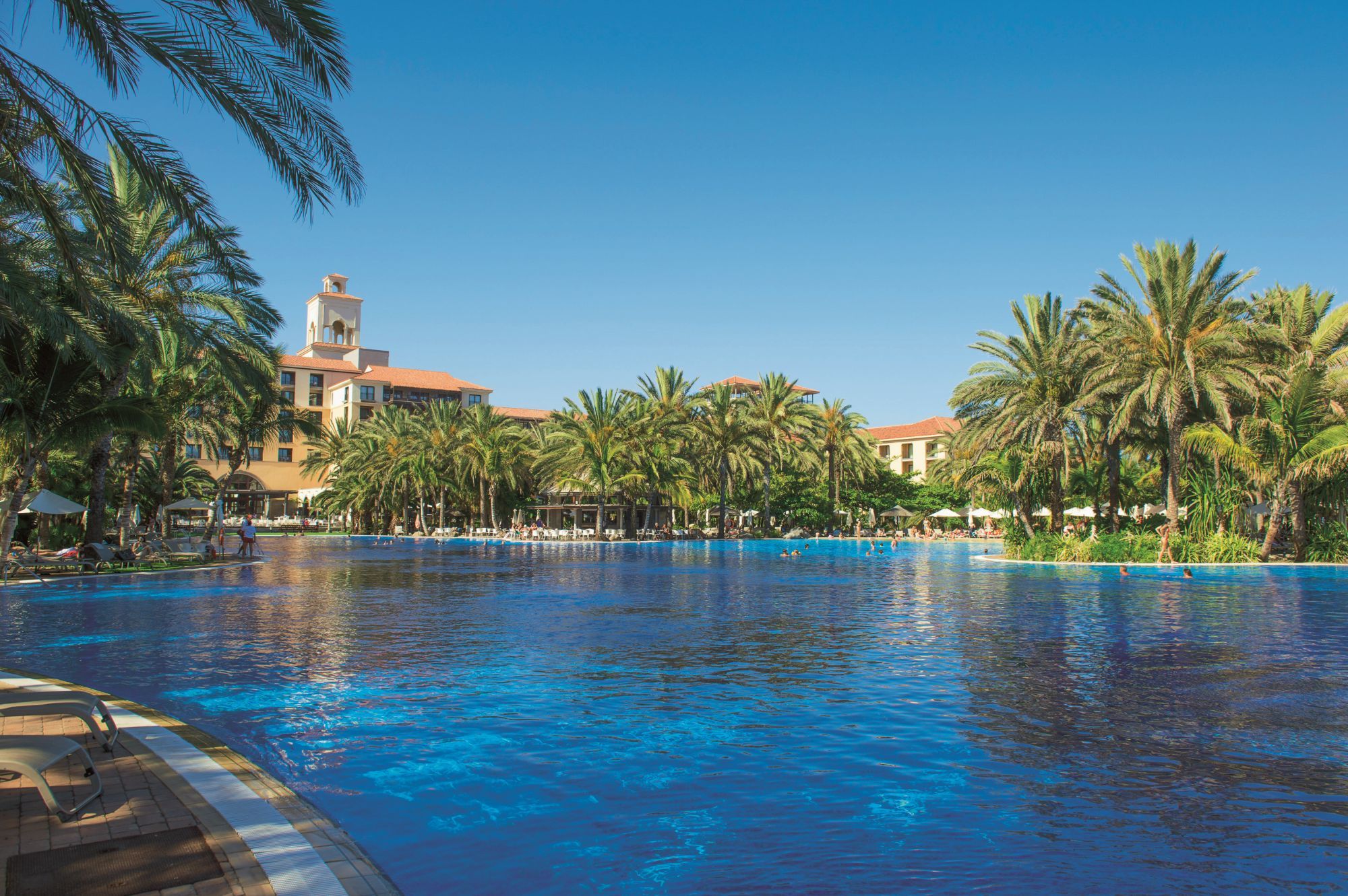 Lopesan Costa Meloneras Resort & Spa Luaran gambar The pool at the Sheraton Jumeirah Hotel