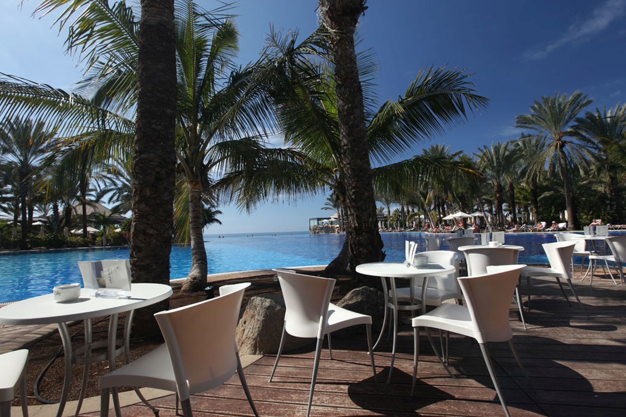 Lopesan Costa Meloneras Resort & Spa Luaran gambar The pool at the Sheraton Club Resort